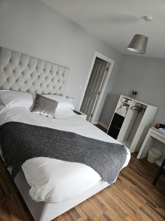 Laverty'S - The Black Bull Inn Randalstown Eksteriør bilde