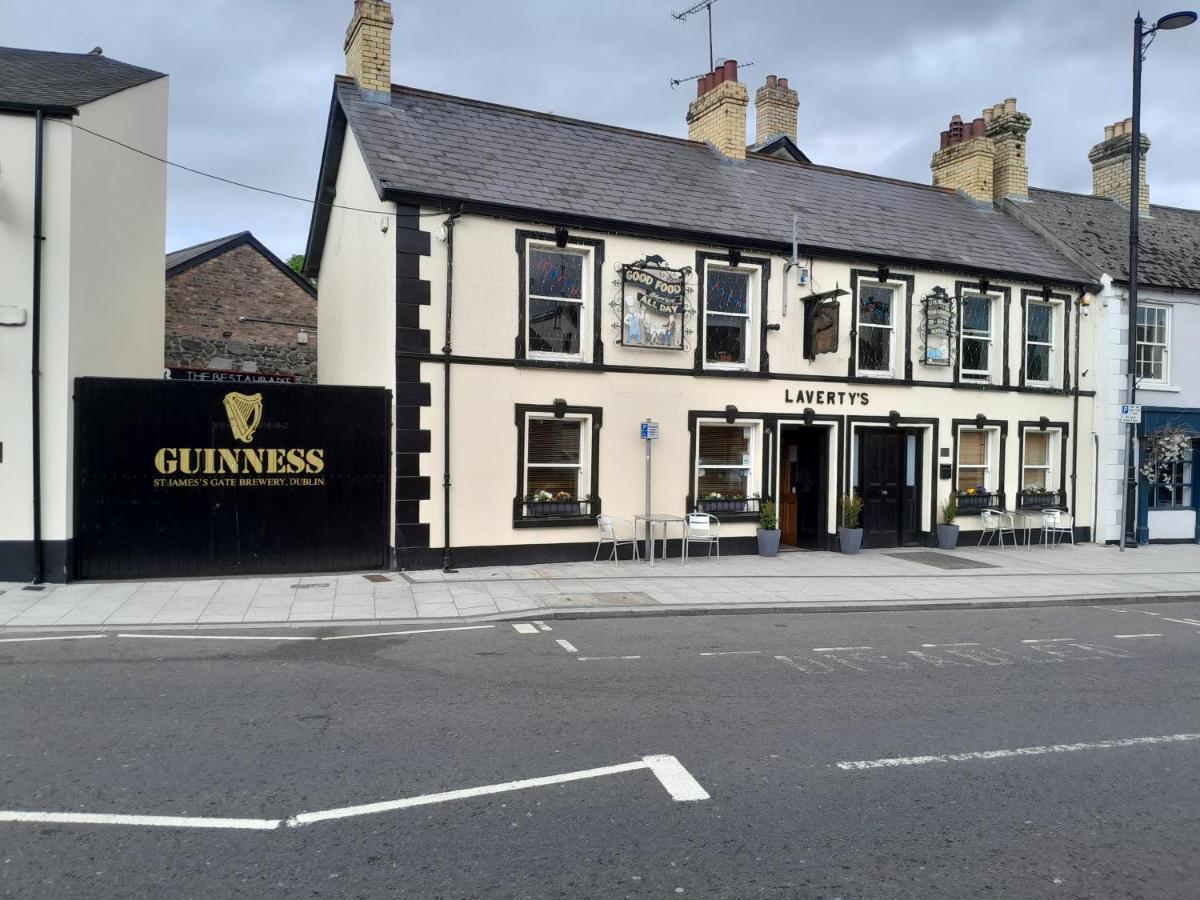 Laverty'S - The Black Bull Inn Randalstown Eksteriør bilde
